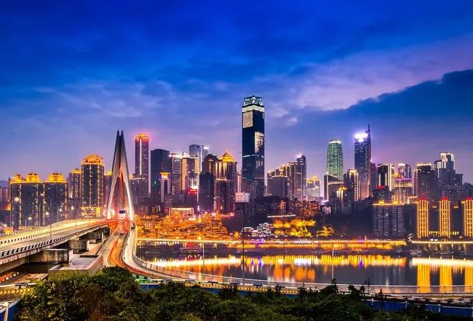 山城梦想，重庆，你的启航之地